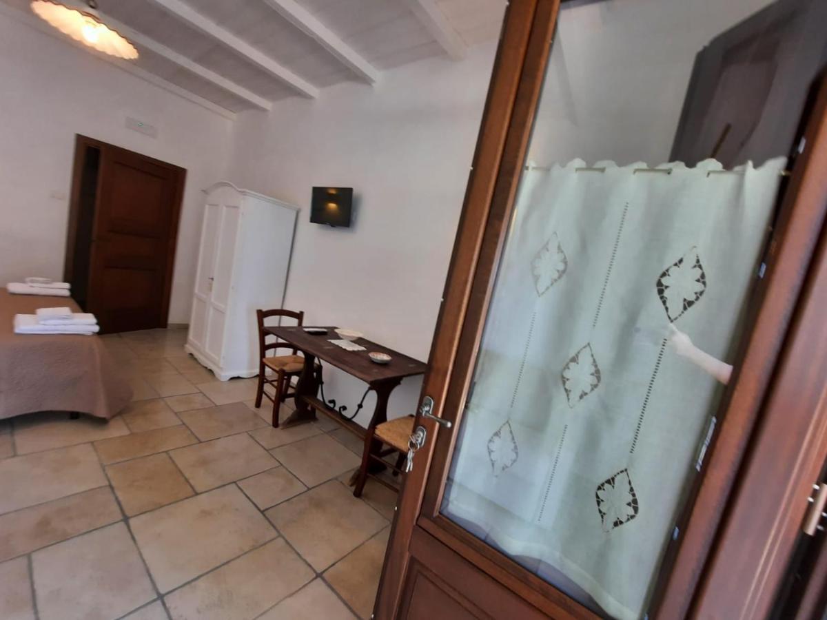 Masseria Lama Di Galizia Ostuni Exteriör bild